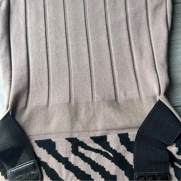 Alison Sheri Animal Print  Sweater Dress Removable Belt - Picture 12 of 16